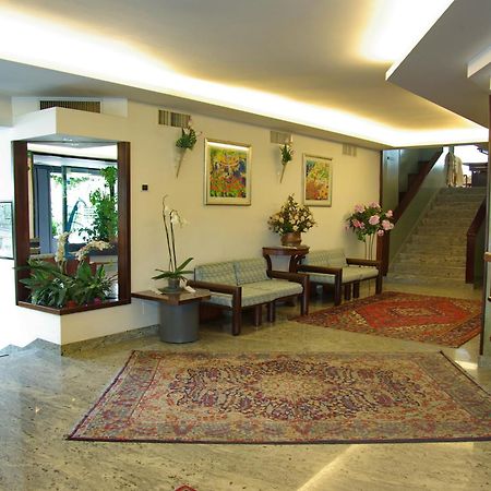 Zenit Hotel Giulianova Esterno foto